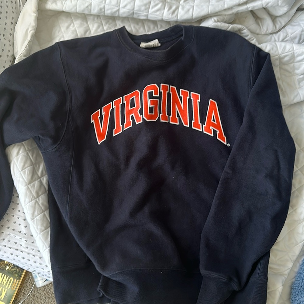 UVA medium champion crewneck navy